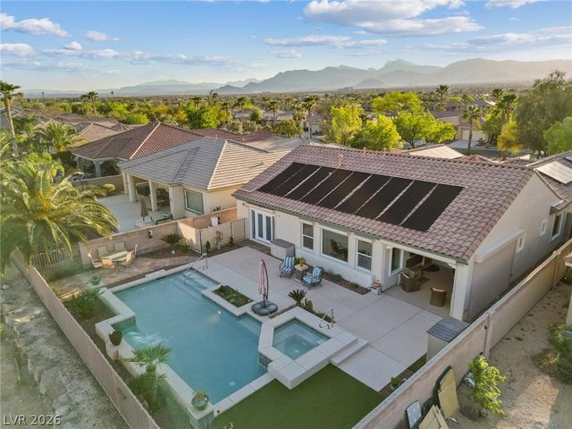 8300 Imperial Lakes Street, Las Vegas, NV 89131