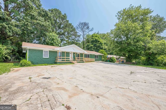 4806 Rockbridge Road, Stone Mountain, GA 30083