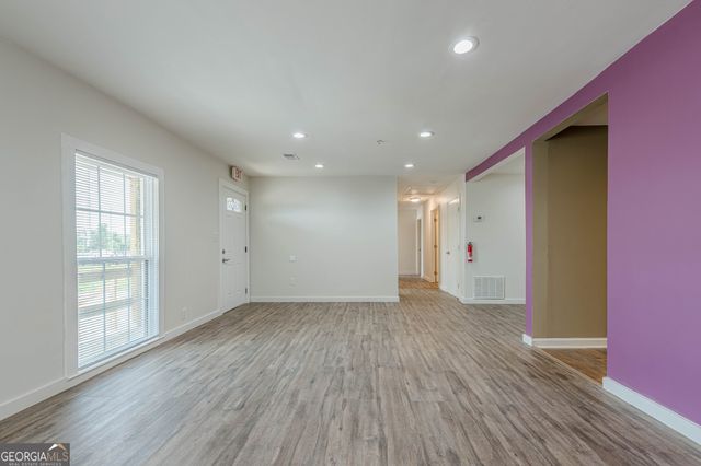 4806 Rockbridge Road, Stone Mountain, GA 30083