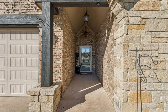 9001 NW 141st Street, Yukon, OK 73099