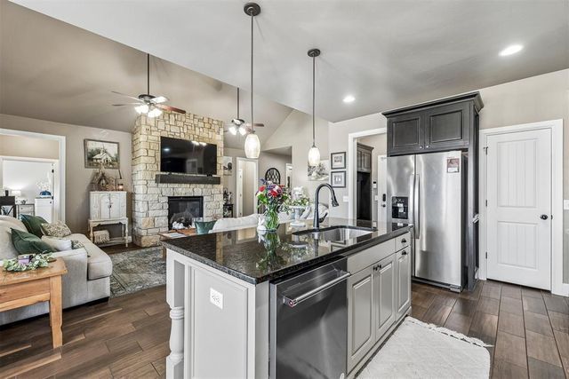 9001 NW 141st Street, Yukon, OK 73099