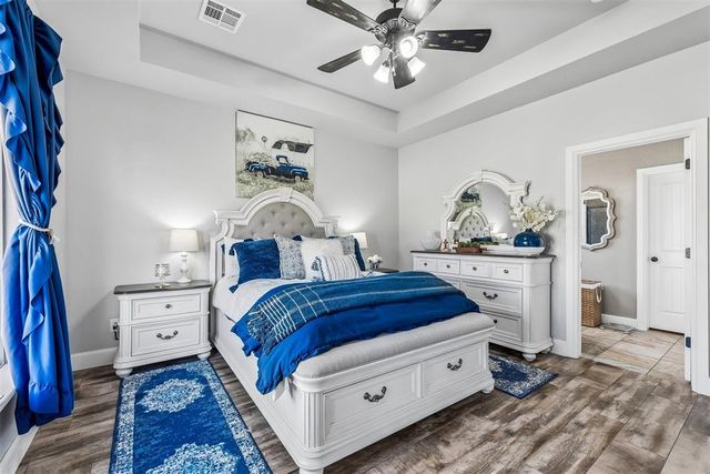 9001 NW 141st Street, Yukon, OK 73099
