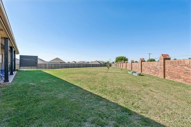 9001 NW 141st Street, Yukon, OK 73099
