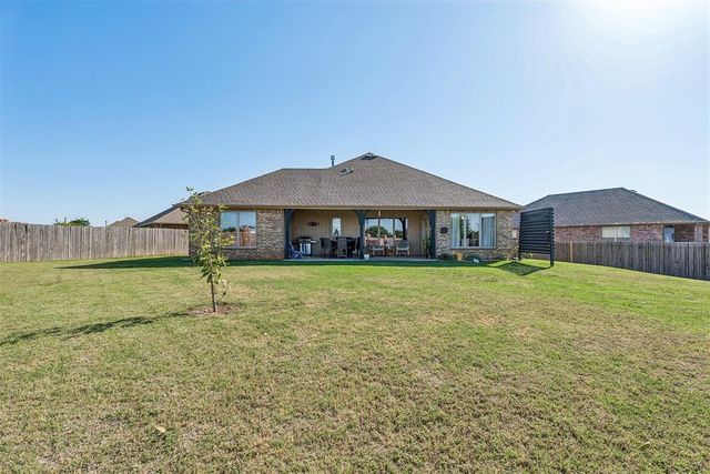 9001 NW 141st Street, Yukon, OK 73099