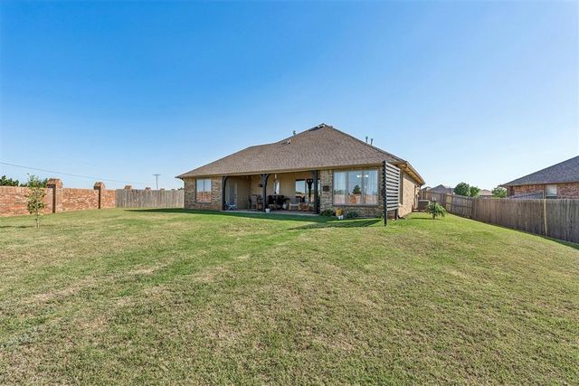 9001 NW 141st Street, Yukon, OK 73099