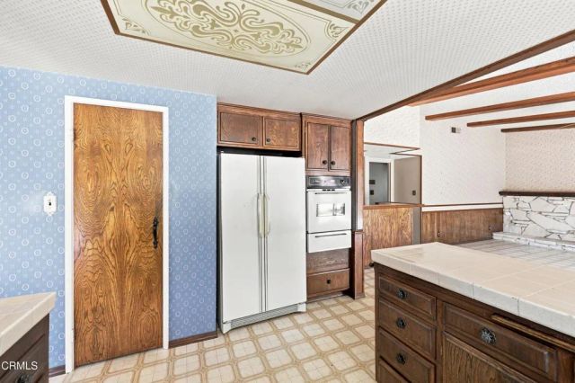 195 W Avenida De Las Flores, Thousand Oaks, CA 91360