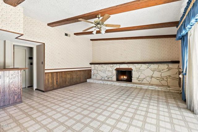 195 W Avenida De Las Flores, Thousand Oaks, CA 91360