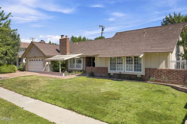 195 W Avenida De Las Flores, Thousand Oaks, CA 91360