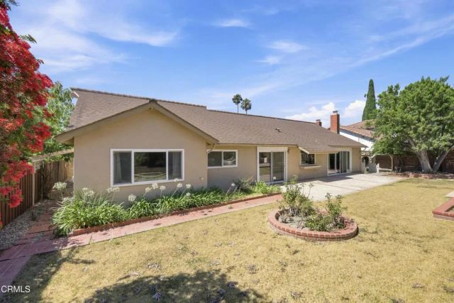 195 W Avenida De Las Flores, Thousand Oaks, CA 91360
