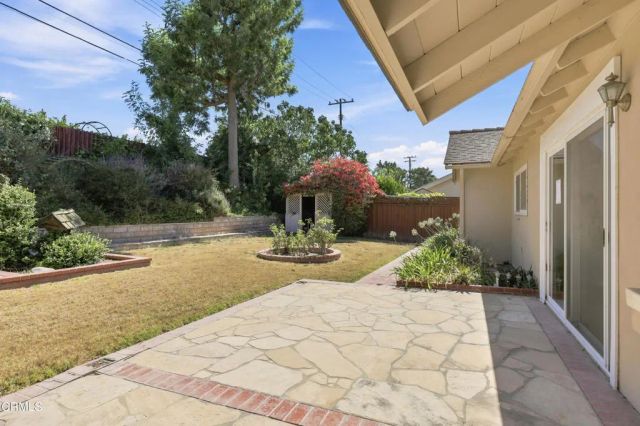 195 W Avenida De Las Flores, Thousand Oaks, CA 91360