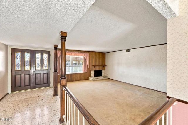 195 W Avenida De Las Flores, Thousand Oaks, CA 91360