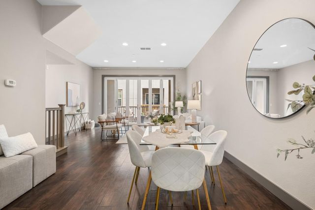 2423 Stearman Lane 2, San Jose, CA 95132