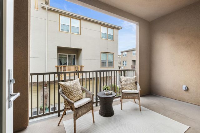 2423 Stearman Lane 2, San Jose, CA 95132