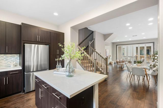 2423 Stearman Lane 2, San Jose, CA 95132