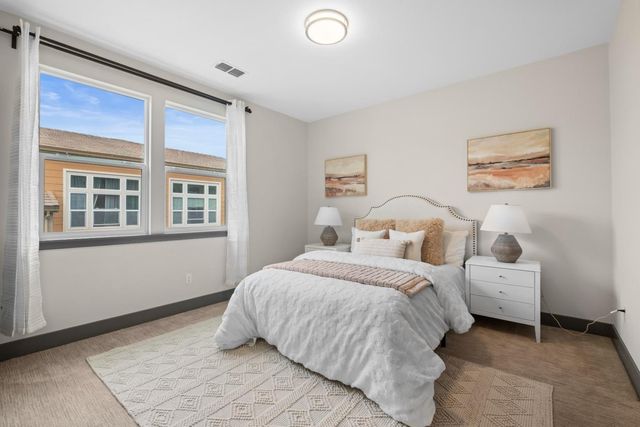 2423 Stearman Lane 2, San Jose, CA 95132