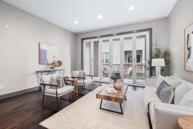 2423 Stearman Lane 2, San Jose, CA 95132