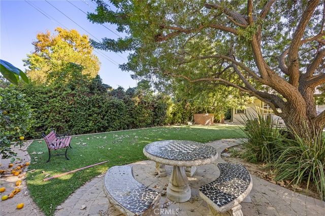 17183 Sunburst, Northridge, CA 91325