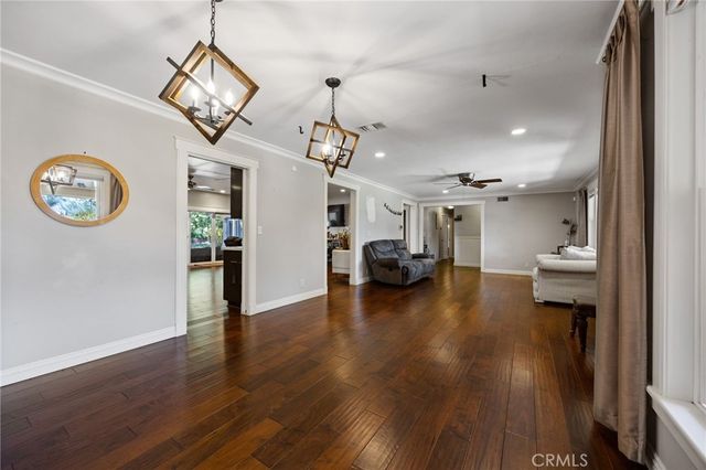 17183 Sunburst, Northridge, CA 91325