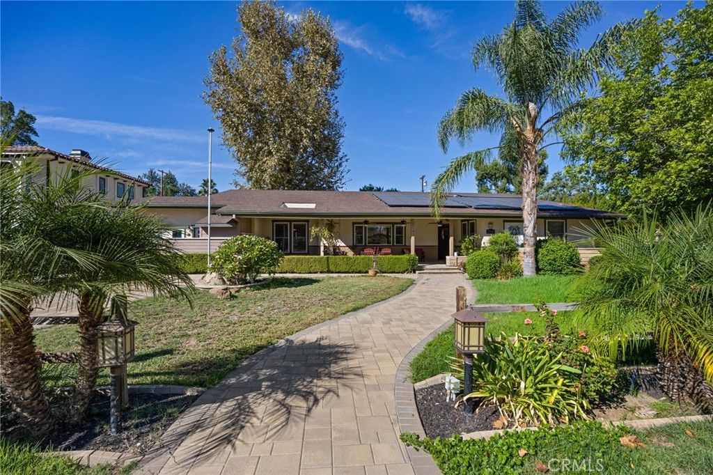 17183 Sunburst, Northridge, CA 91325