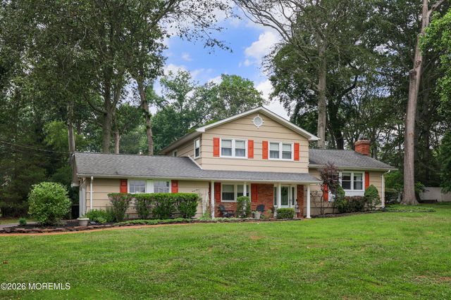 41 Carnegie Court, Middletown, NJ 07748