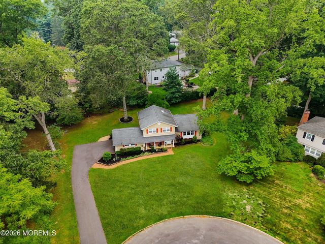 41 Carnegie Court, Middletown, NJ 07748