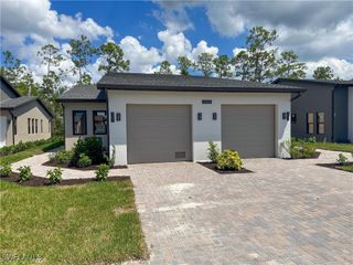 5826 Jasper Way 101, Naples, FL 34112