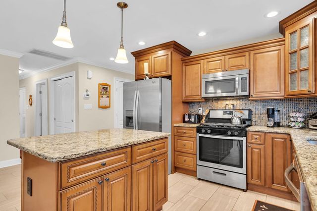 23 Roman Street, Toms River, NJ 08757