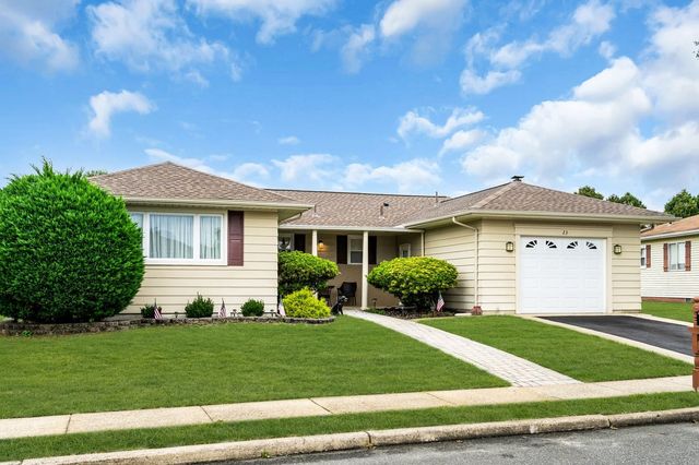23 Roman Street, Toms River, NJ 08757