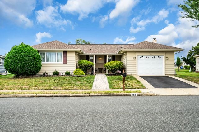 23 Roman Street, Toms River, NJ 08757