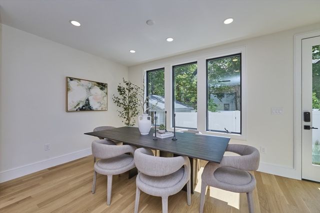 123 Fuller B, Brookline, MA 02446