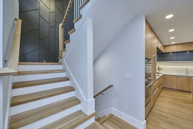 123 Fuller B, Brookline, MA 02446
