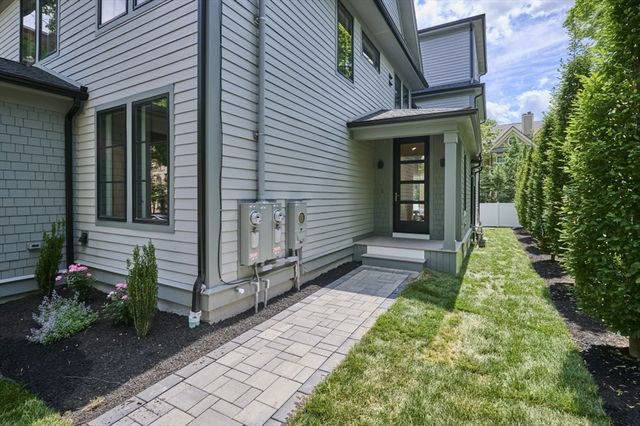 123 Fuller B, Brookline, MA 02446