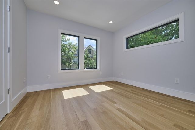 123 Fuller B, Brookline, MA 02446