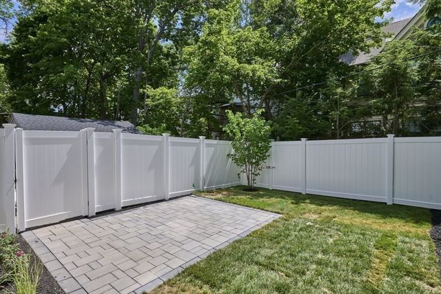 123 Fuller B, Brookline, MA 02446