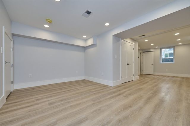 123 Fuller B, Brookline, MA 02446