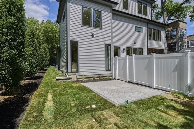 123 Fuller B, Brookline, MA 02446