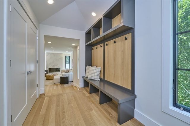 123 Fuller B, Brookline, MA 02446