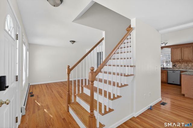 30 Noahs Way, Sprague, CT 06330