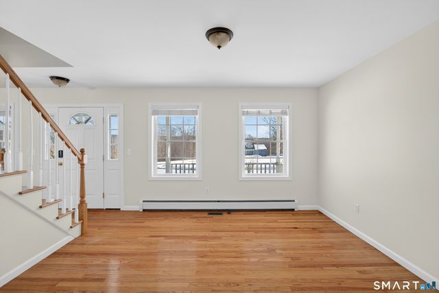 30 Noahs Way, Sprague, CT 06330