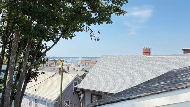 75 Pelham Street D, Newport, RI 02840