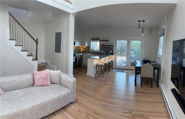 75 Pelham Street D, Newport, RI 02840