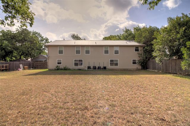 1308 S Pine ST D, Georgetown, TX 78626