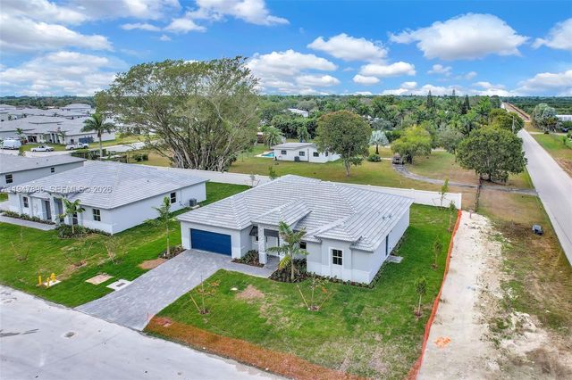 27210 SW 159th Path, Miami, FL 33031