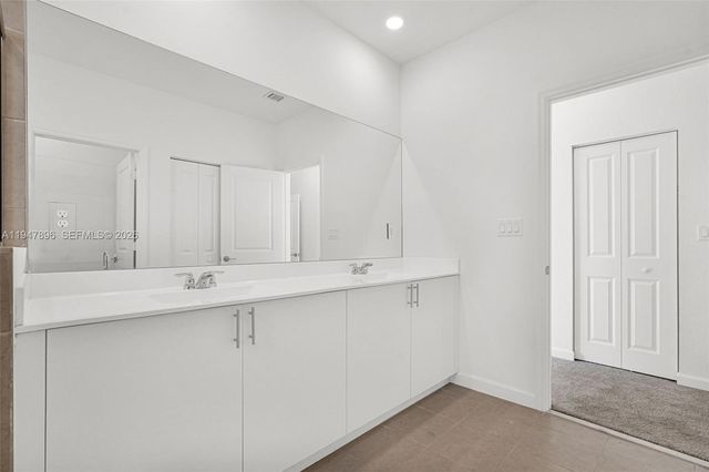 27210 SW 159th Path, Miami, FL 33031