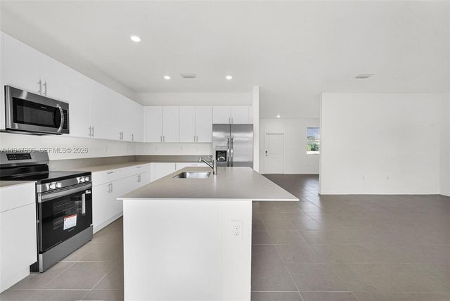 27210 SW 159th Path, Miami, FL 33031