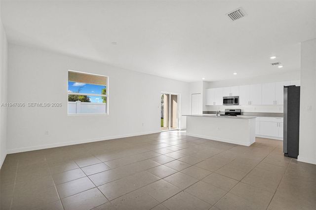 27210 SW 159th Path, Miami, FL 33031