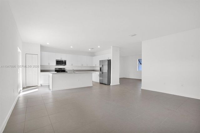 27210 SW 159th Path, Miami, FL 33031