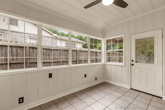2433 Gary Place, Tulsa, OK 74114