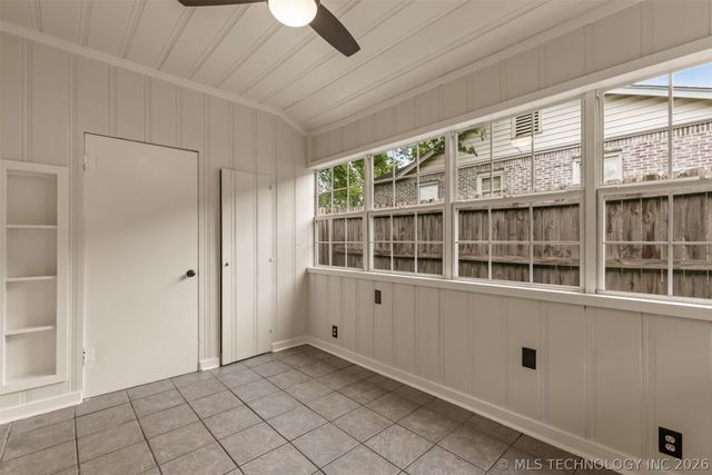 2433 Gary Place, Tulsa, OK 74114