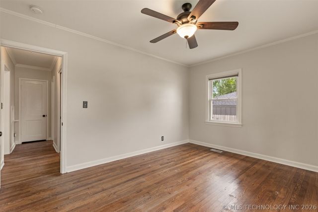2433 Gary Place, Tulsa, OK 74114